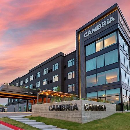 Cambria Hotel Austin Airport Екстериор снимка