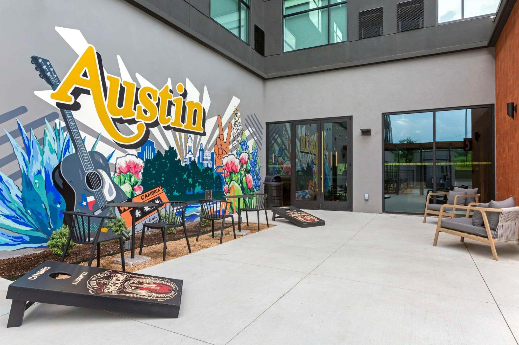 Cambria Hotel Austin Airport Екстериор снимка