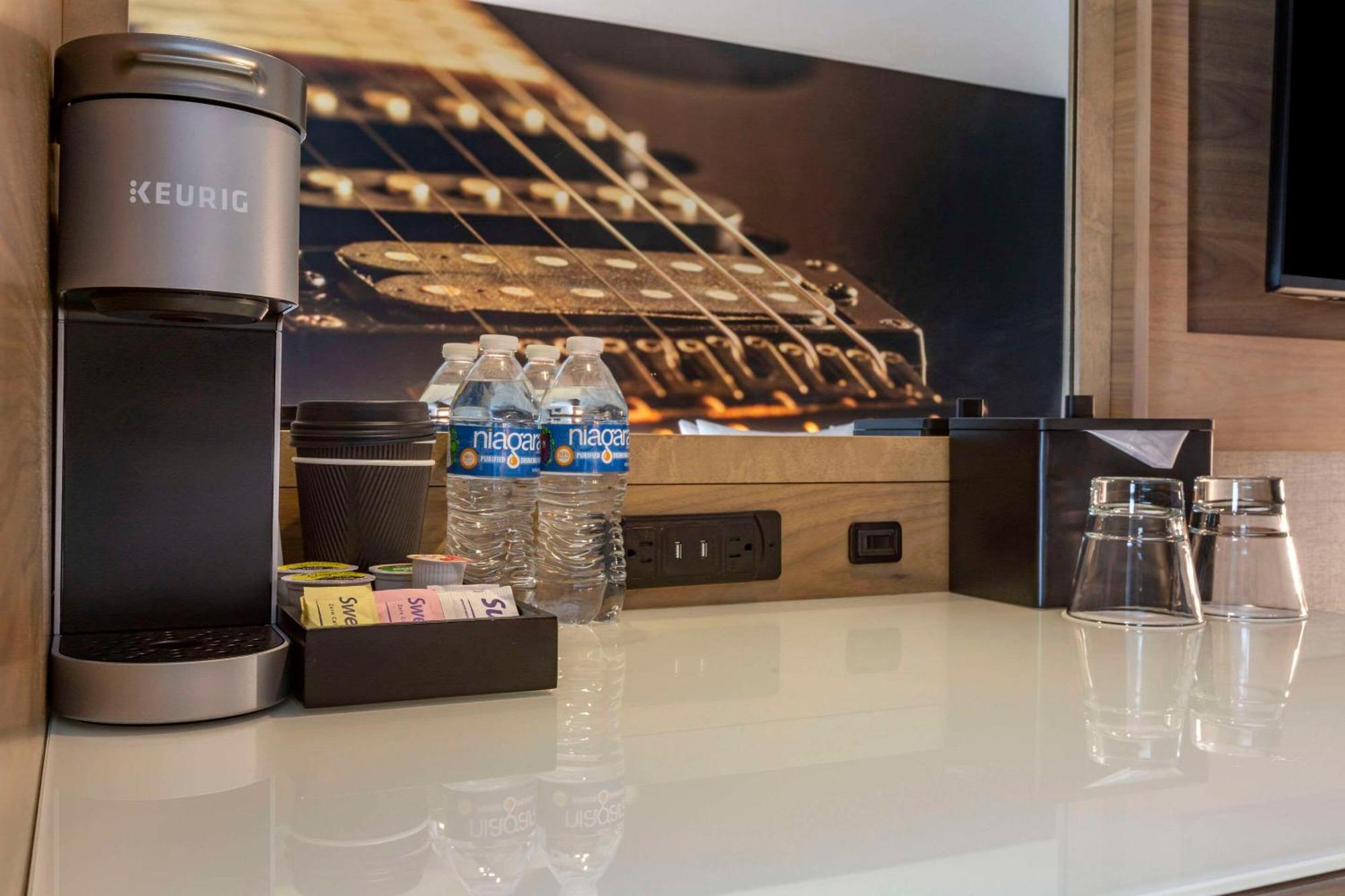 Cambria Hotel Austin Airport Екстериор снимка